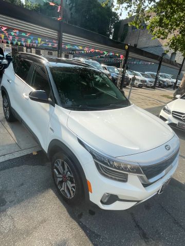 2021 Kia Seltos SX AWD photo