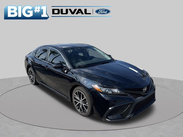 2021 Toyota Camry SE FWD photo