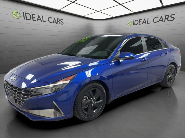 2021 Hyundai Elantra SEL FWD photo