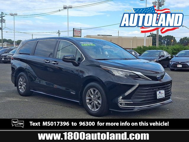 2021 Toyota Sienna XLE AWD photo