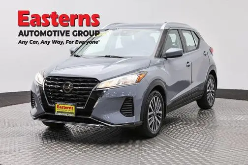 2021 Nissan Kicks SV FWD photo