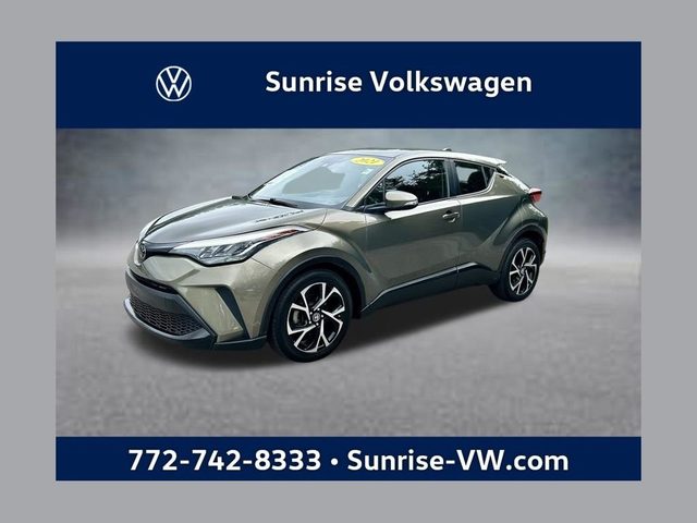 2021 Toyota C-HR XLE FWD photo