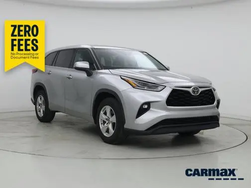2021 Toyota Highlander LE FWD photo