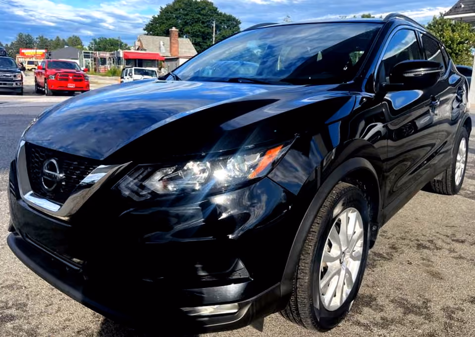 2021 Nissan Rogue Sport SV AWD photo