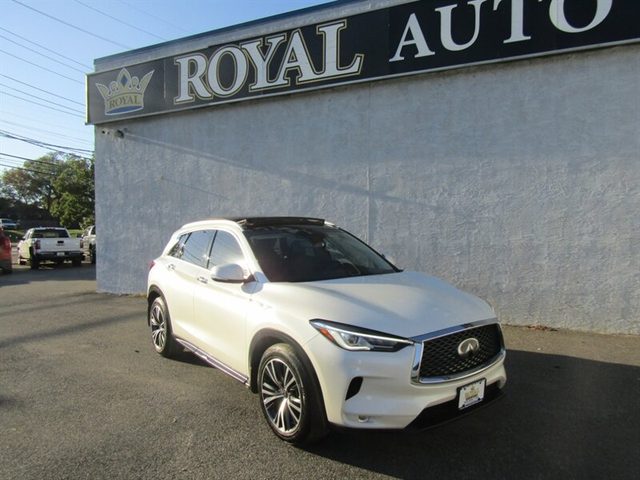 2021 Infiniti QX50 LUXE AWD photo