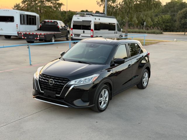 2021 Nissan Kicks S FWD photo