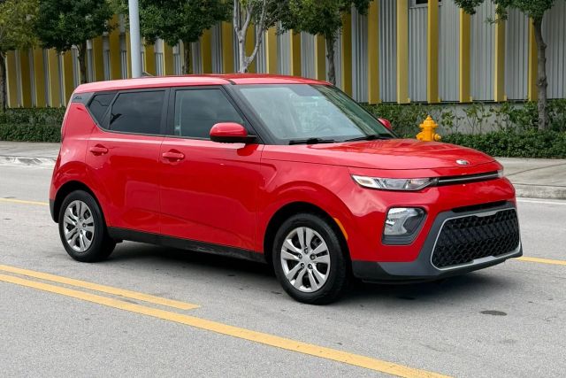 2021 Kia Soul LX FWD photo