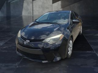 2015 Toyota Corolla LE FWD photo