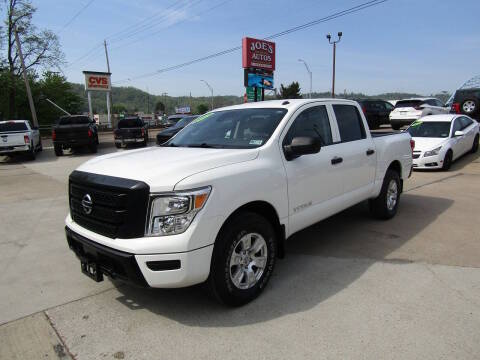 2021 Nissan Titan S 4WD photo