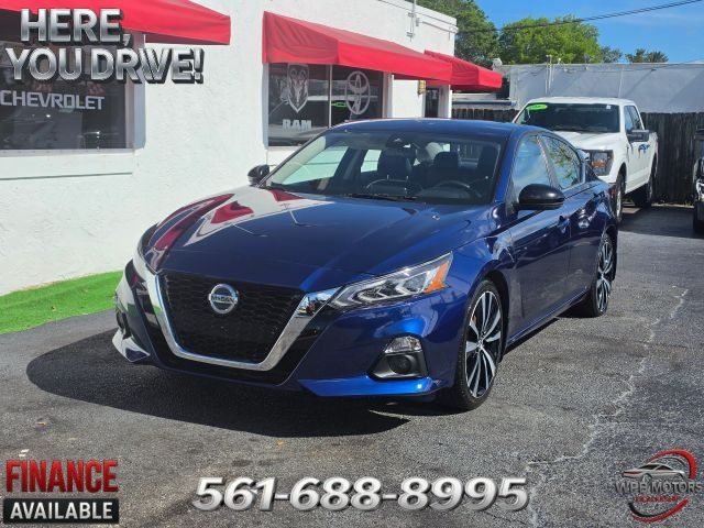2021 Nissan Altima 2.5 SR FWD photo