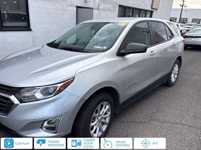 2021 Chevrolet Equinox LS FWD photo