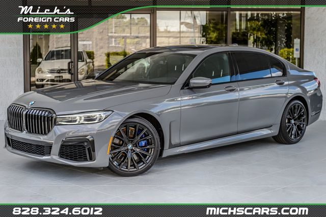 2022 BMW 7 Series 740i RWD photo