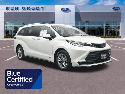 2021 Toyota Sienna Limited FWD photo