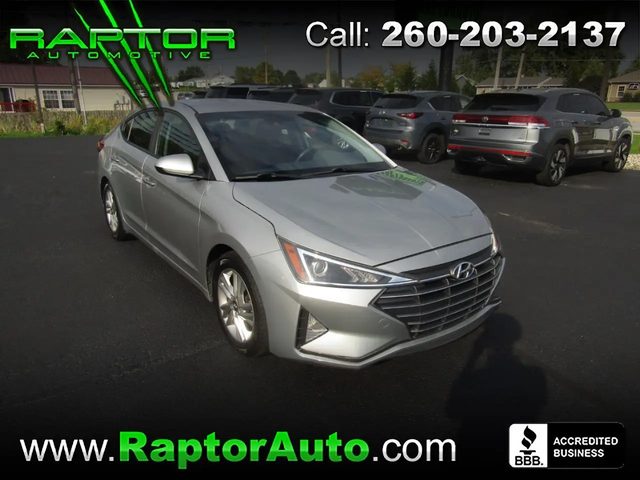 2020 Hyundai Elantra SEL FWD photo