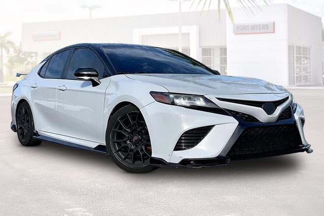 2021 Toyota Camry TRD V6 FWD photo