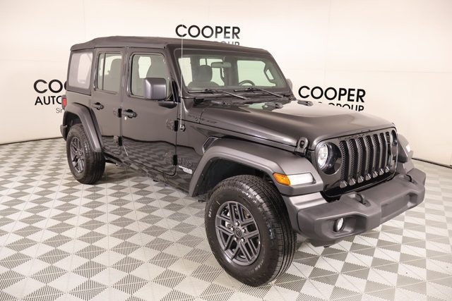 2021 Jeep Wrangler Unlimited Unlimited Sport 4WD photo