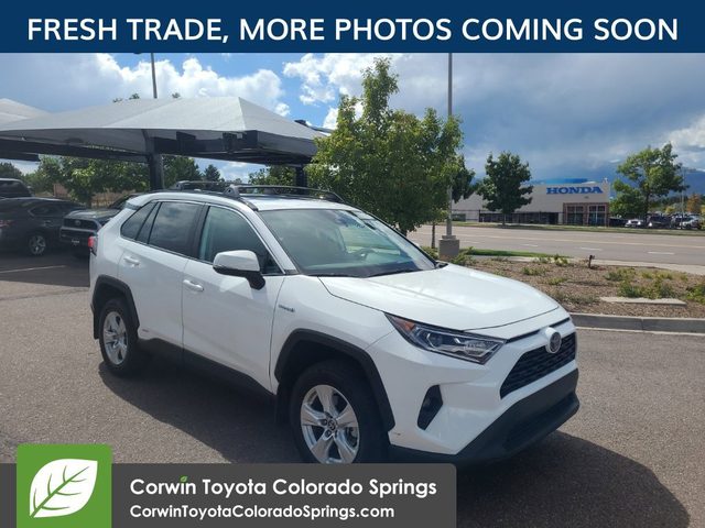 2021 Toyota RAV4 Hybrid XLE AWD photo