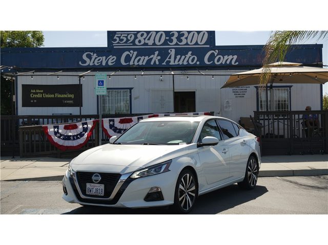 2021 Nissan Altima 2.5 Platinum AWD photo
