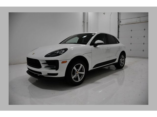 2021 Porsche Macan AWD photo