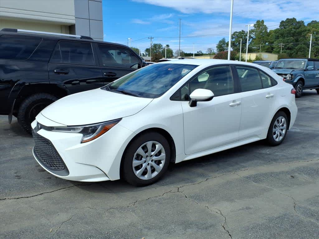 2021 Toyota Corolla LE FWD photo