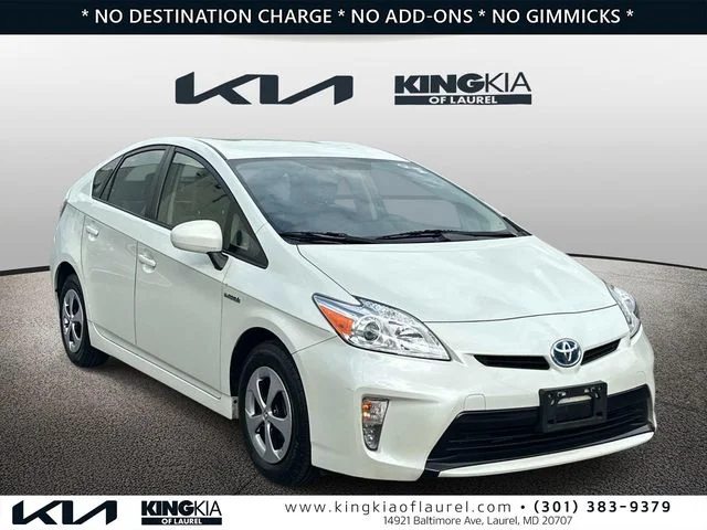 2015 Toyota Prius Four FWD photo