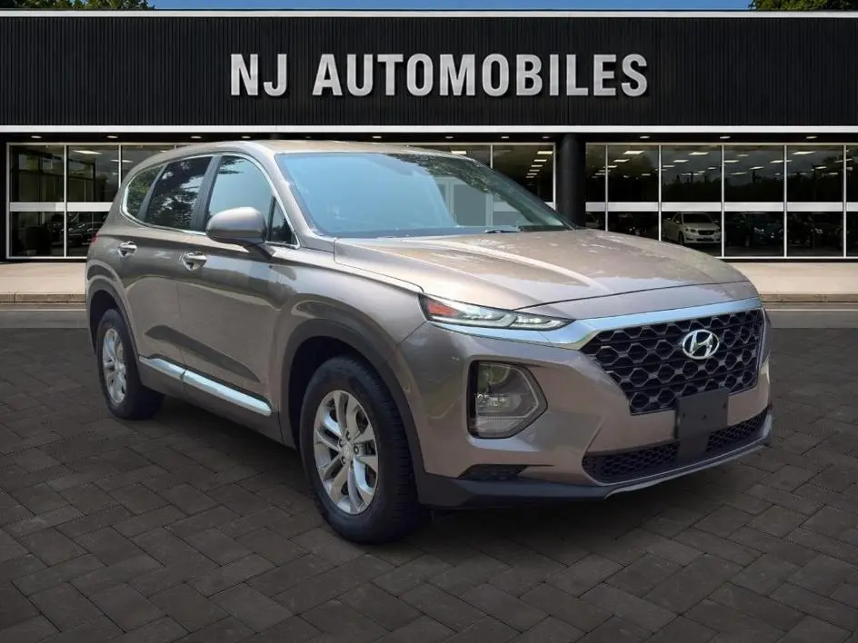 2019 Hyundai Santa Fe SE AWD photo
