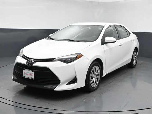 2017 Toyota Corolla LE FWD photo