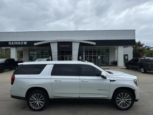 2021 GMC Yukon XL Denali RWD photo