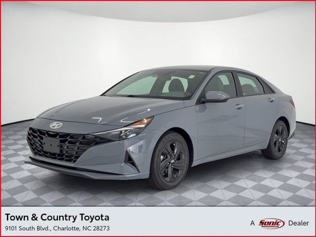 2021 Hyundai Elantra SEL FWD photo