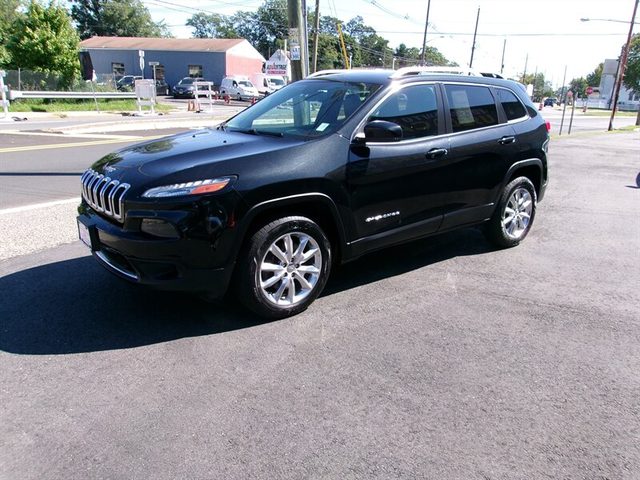 2015 Jeep Cherokee Limited 4WD photo