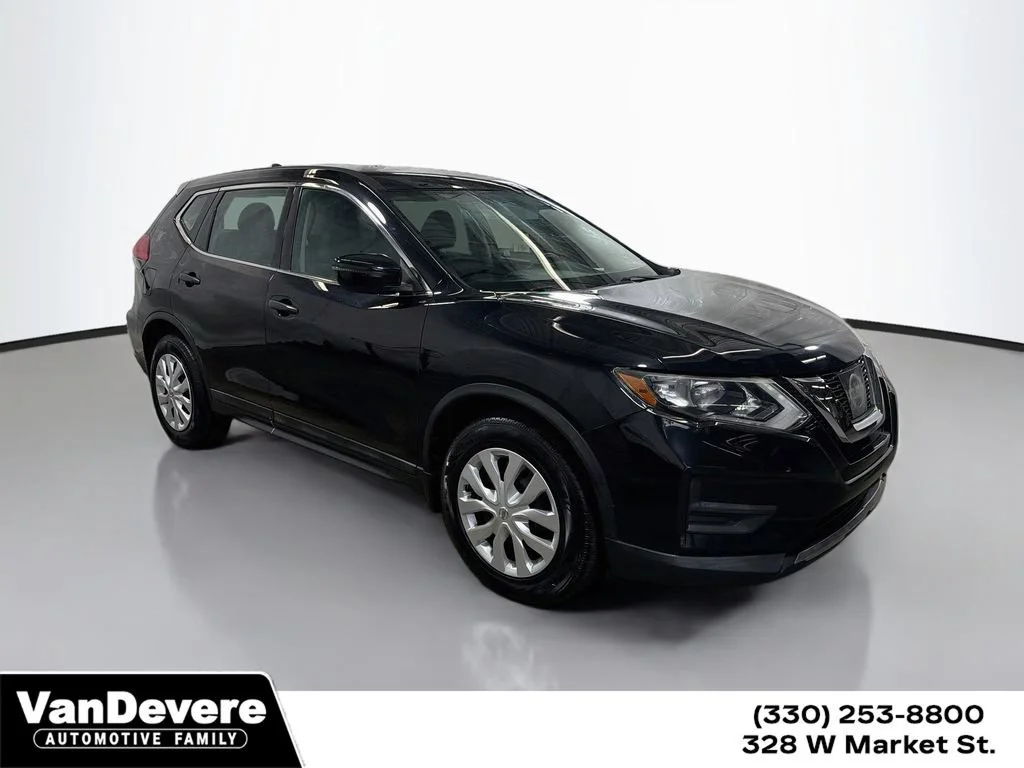 2017 Nissan Rogue S FWD photo