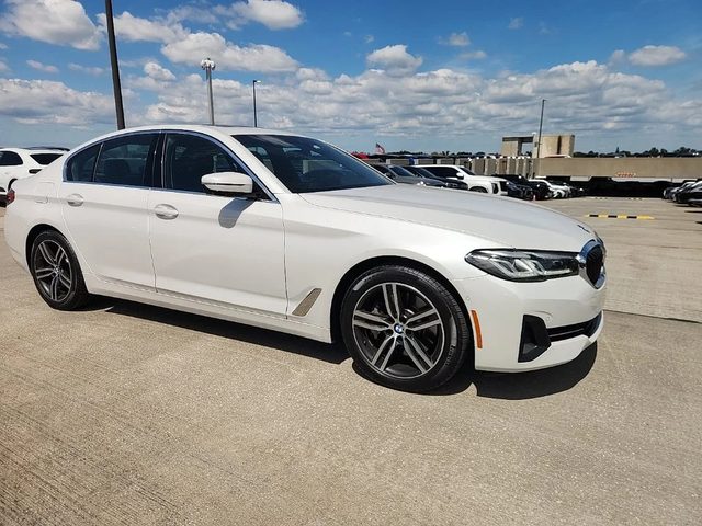 2021 BMW 5 Series 530i xDrive AWD photo