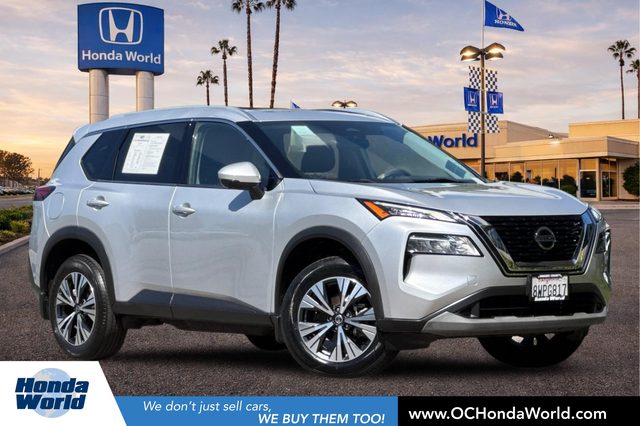 2021 Nissan Rogue SV FWD photo