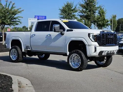 2021 GMC Sierra 2500HD Denali 4WD photo