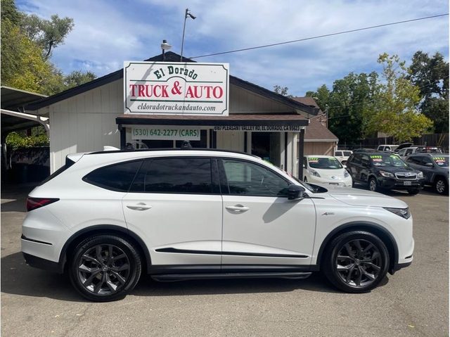 2022 Acura MDX w/A-Spec Package AWD photo