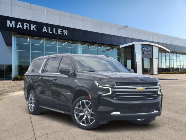 2021 Chevrolet Suburban LT 4WD photo