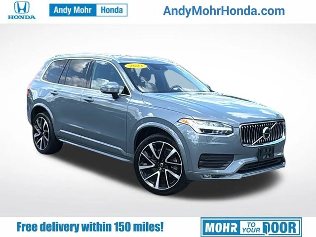 2021 Volvo XC90 Momentum AWD photo