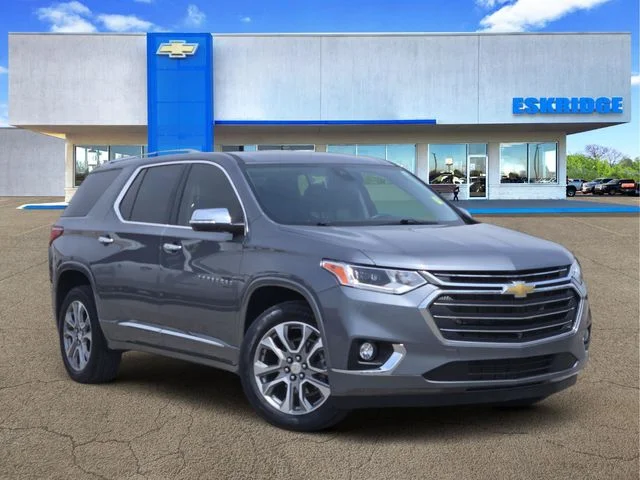 2021 Chevrolet Traverse Premier FWD photo
