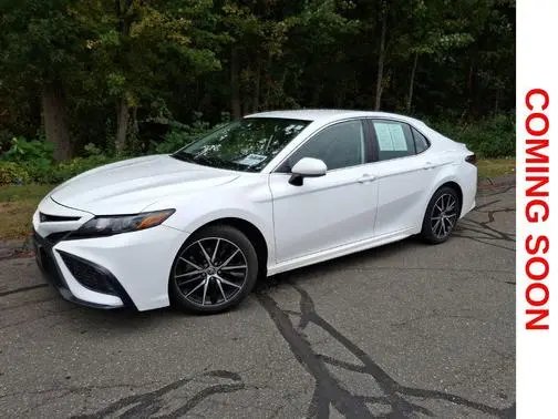 2021 Toyota Camry SE FWD photo