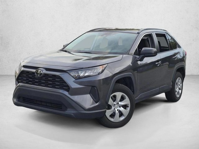 2021 Toyota RAV4 LE FWD photo
