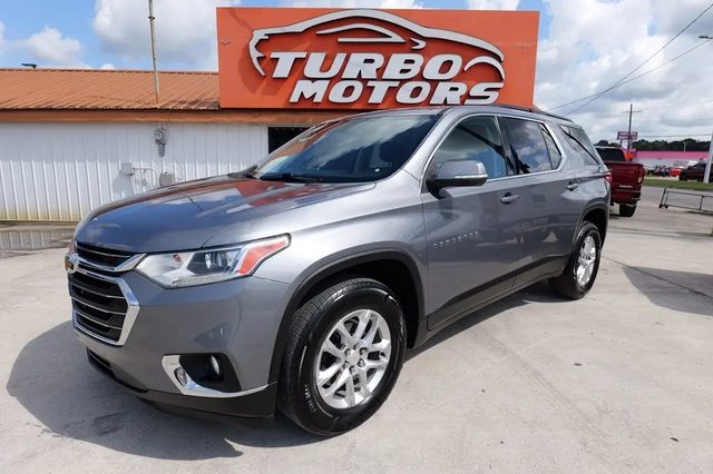 2021 Chevrolet Traverse LT Cloth FWD photo
