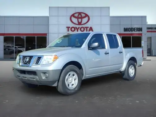 2021 Nissan Frontier S RWD photo