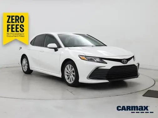 2021 Toyota Camry LE FWD photo