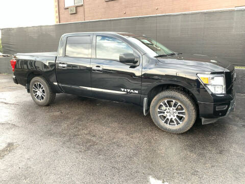 2021 Nissan Titan SV 4WD photo