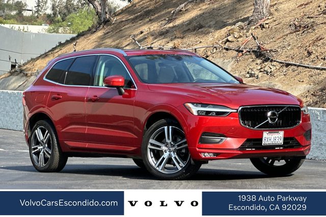 2021 Volvo XC60 Momentum FWD photo