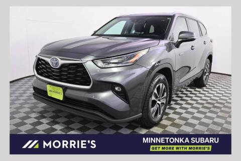 2021 Toyota Highlander Hybrid XLE AWD photo