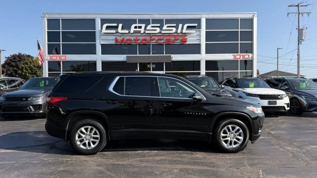 2021 Chevrolet Traverse LT Leather AWD photo