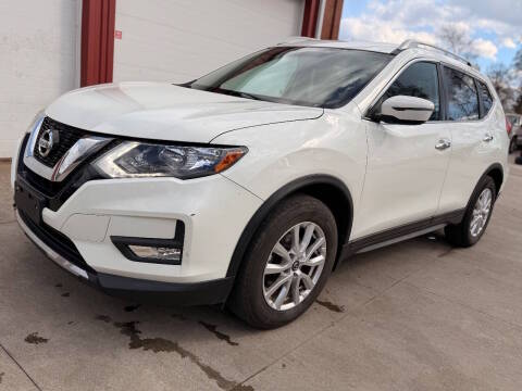 2017 Nissan Rogue SV FWD photo