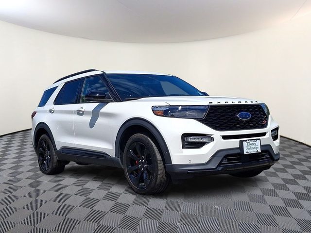2021 Ford Explorer ST 4WD photo