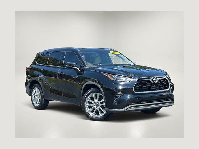 2021 Toyota Highlander Limited FWD photo